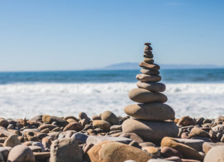 Lower your stress with aroma therapy